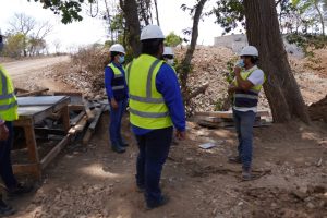 Supervisan medidas de seguridad y salud ocupacional en proyectos de construcción en Herrera