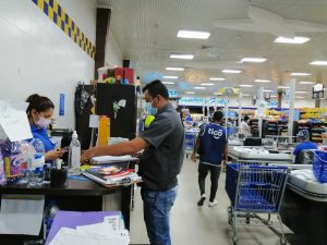 Recorren supermercados coclesanos para verificar que no exista mano de obra infantil