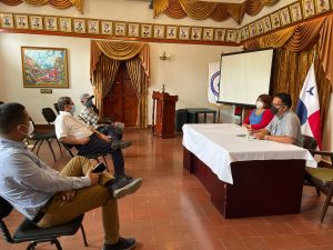 MITRADEL se reúne con dirigentes sindicales de provincias centrales