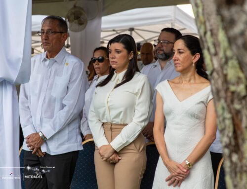 Autoridades del Mitradel asisten a los actos en homenaje a los caídos del 20 de diciembre de 1989