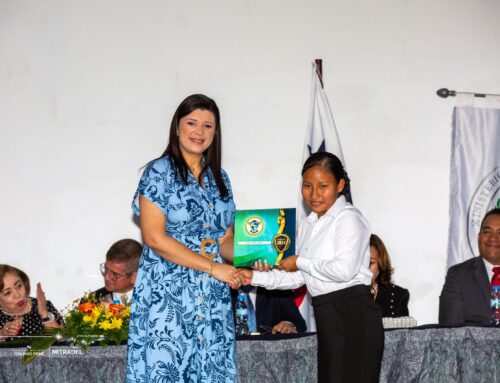 Ministra de Trabajo participa de acto de graduación de la Academia Internado Buscando El Buen Camino