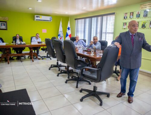 Viceministro de Trabajo y Desarrollo Laboral asiste a reunión del Consejo de Síndicos de la Fundación del Trabajo